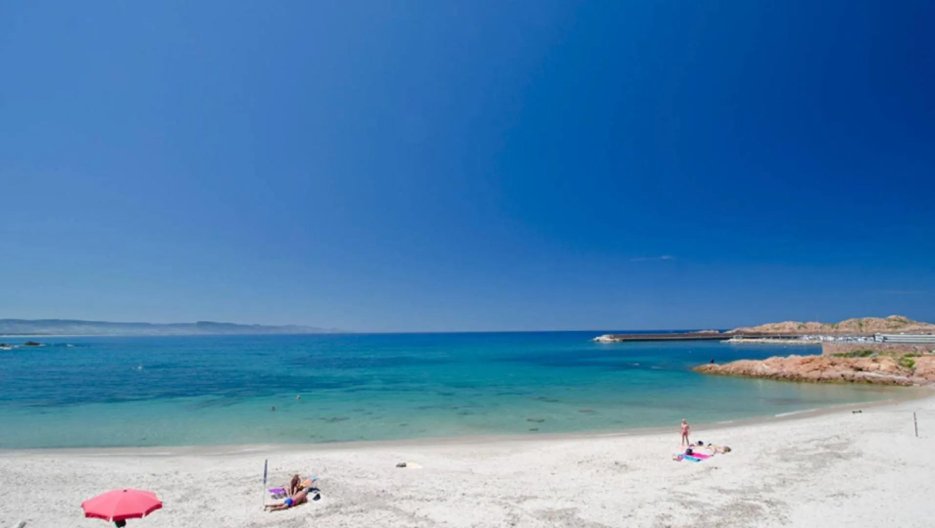 Apartment B.20 La Camelia - 120 Mt. Dalla Spiaggia Isola Rossa
