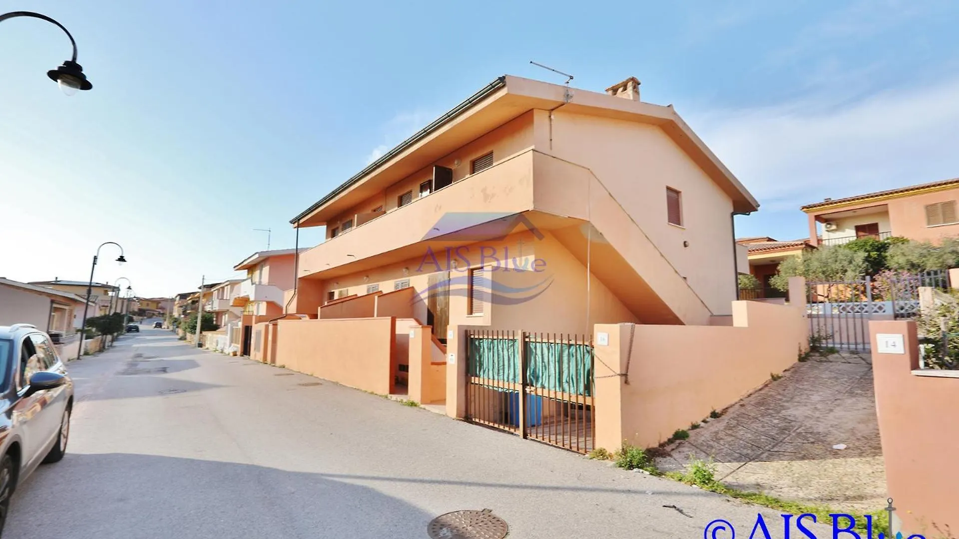 B.20 La Camelia - 120 Mt. Dalla Spiaggia Isola Rossa